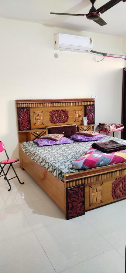 Love & Peace Apartment 贾巴尔普尔 外观 照片