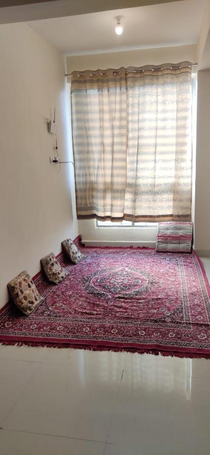 Love & Peace Apartment 贾巴尔普尔 外观 照片